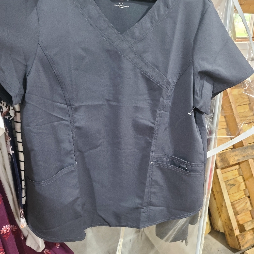 Scrubstar scrub shirt